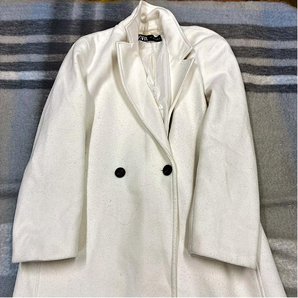 cream long coat by Zara, featuring a classic double-breasted button